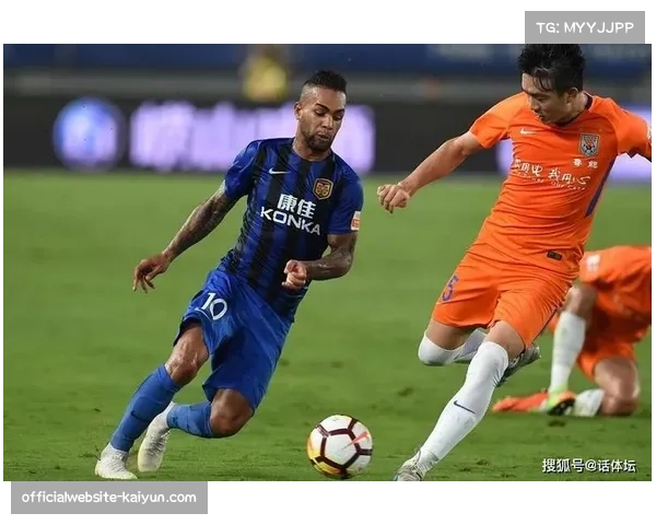 塞维利亚后卫马科斯·特谢拉膝伤严重，四月下旬方有望回归